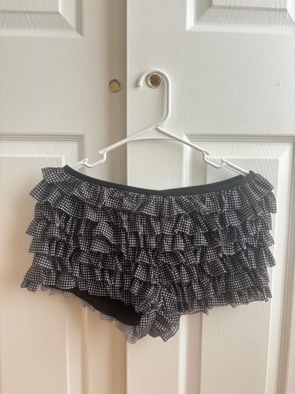 Windsor Black and White Ruffle Check Skort